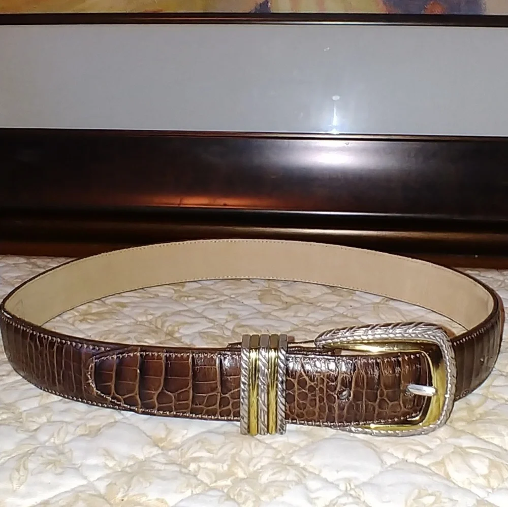 Brighton Classics Women's Croc Embossed Belt Sz 28